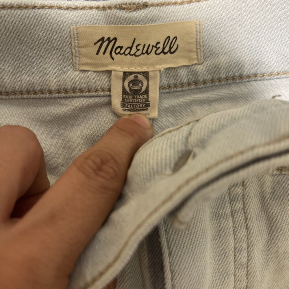 Madewell The MomJean Women's Size 26 *25x24.5* Lite Blue Demin High-Rise Cropped - Picture 3 of 13